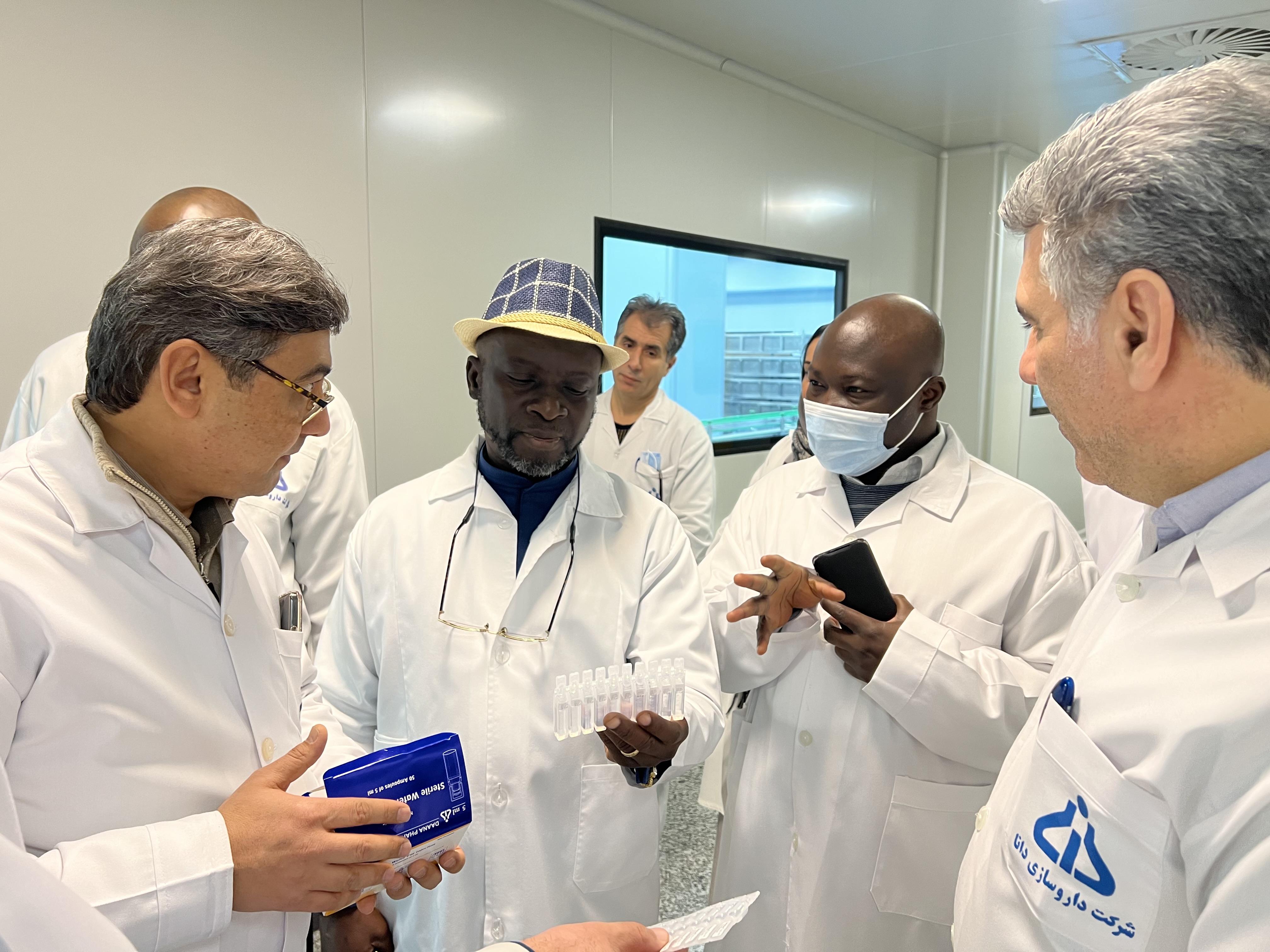 بازدید از داروسازی دانا