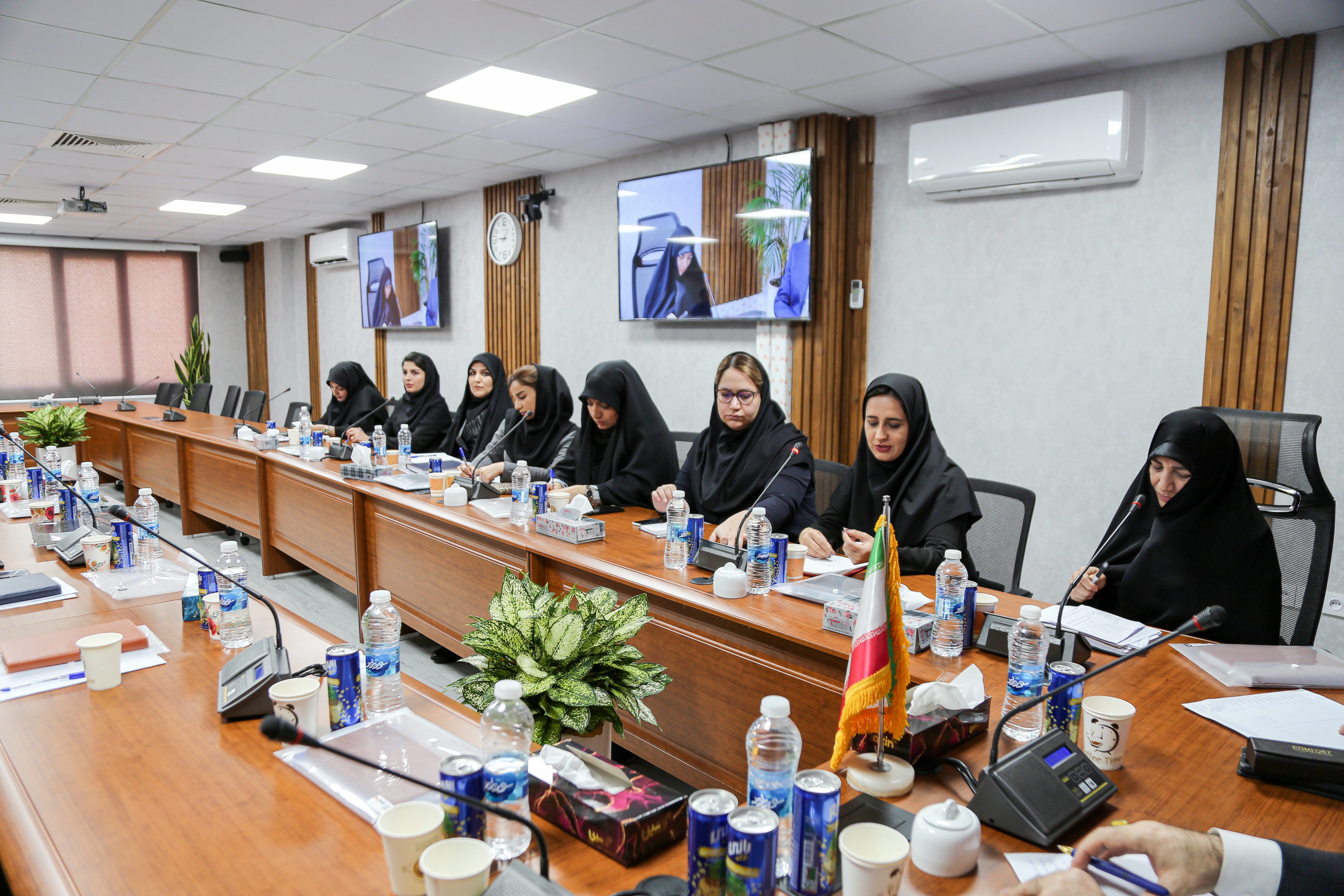 کمیته بانوان4