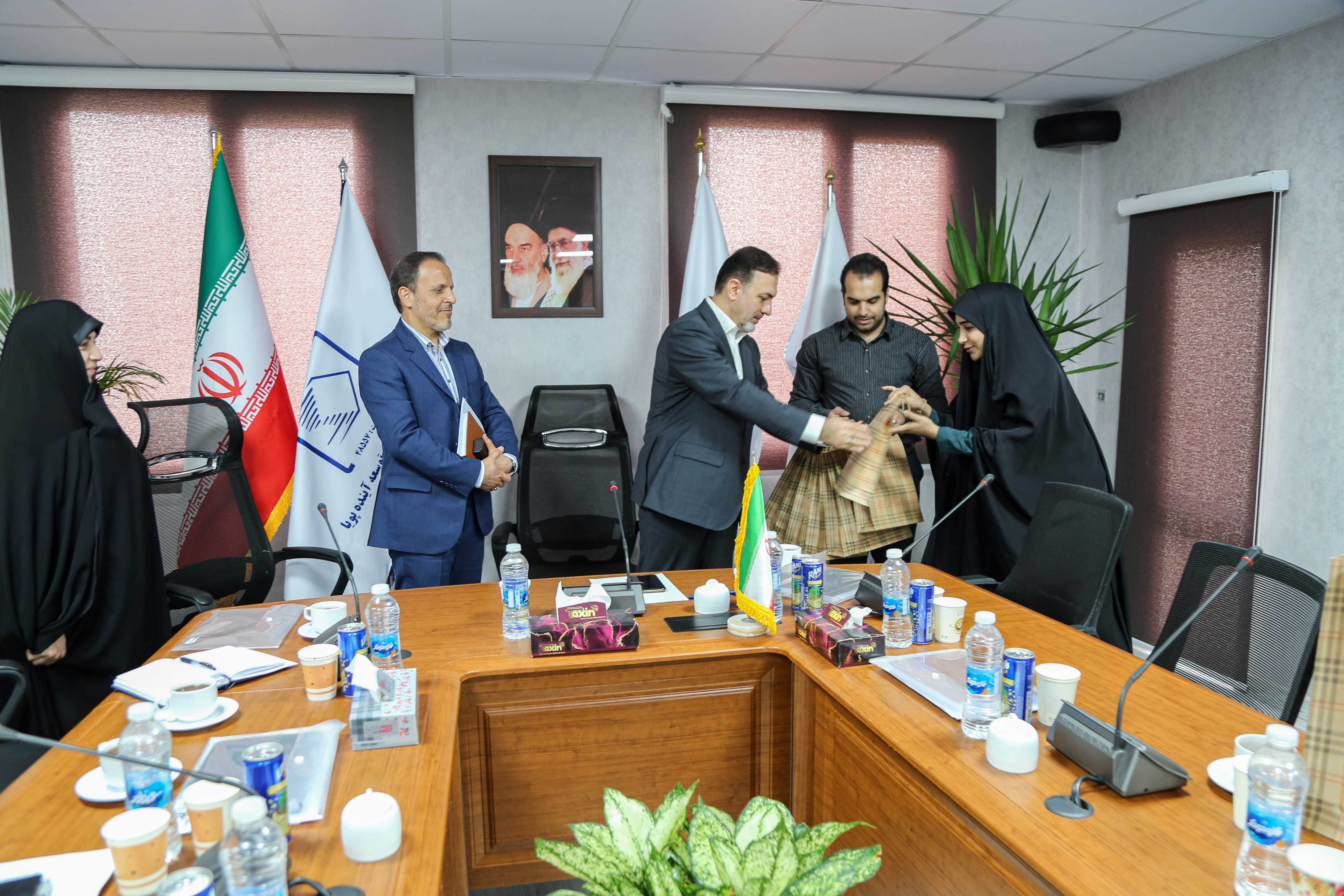 کمیته بانوان5