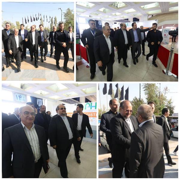 ‍‍  🔹️بازدید مشترک دکتر محمد شریعتمداری وزیر محترم تعاون، کار و رفاه اجتماعی، دکتر فرهاد زرگری مدیرعامل شرکت سرمایه گذاری شفادارو و مدیران صنعت داروی کشور از نمایشگاه بین المللی ایران فارما