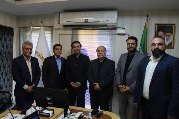 دکتر محمدرضا مرادی به عنوان مدیرعامل و عضو هیات مدیره شفادارو انتخاب شد