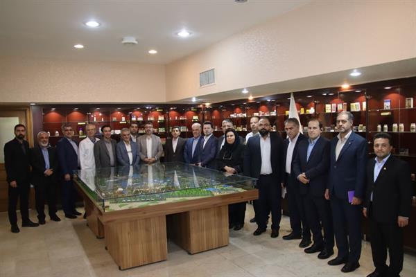 دستور مدیرعامل هلدینگ آینده پویا برای تشکیل "معاونت صادرات" در شفادارو