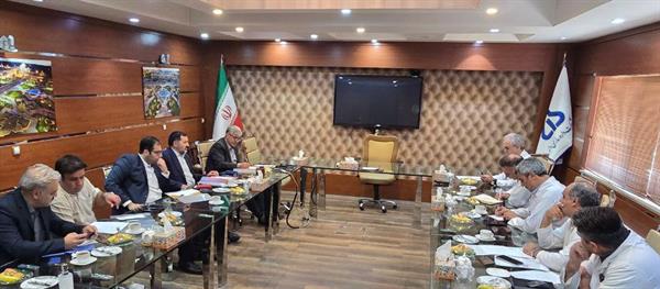 بازدید دکتر فیروزی از شرکت داروسازی دانا و برگزاری نشست بررسی راهکارهای همکاری بیشتر با شرکت پخش رازی