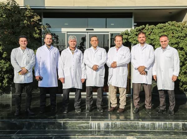 دکتر فیروزی، شفادارو